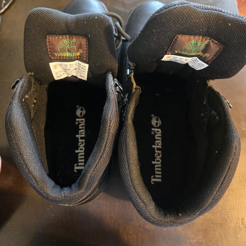 Timberlands - Picture 5 of 6
